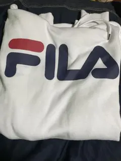 FILA フィラ パーカー ホワイト ロゴプリントのサムネイル