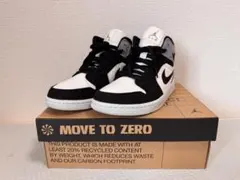NIKE AIR JORDAN 1 MID ブラック ホワイト 24cmのサムネイル