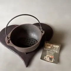 ヴィンテージ　LODGE CAST IRON 鋳鉄鍋のサムネイル