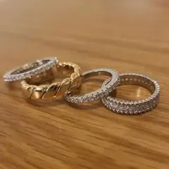 リング　セット　ゴールド　シルバー　4つ