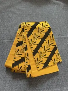 黒と黄色の葉模様 半幅帯
