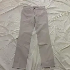 シンプル　ベージュパンツのサムネイル