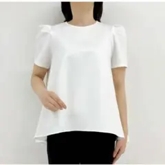 あきこ様専用　アベニールエトワール　タックパフスリーブフレアカットソーのサムネイル