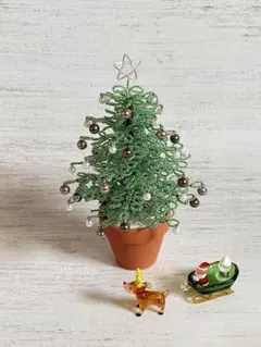 yuyushiba様専用　クリスマスツリー　ビーズフラワー