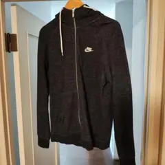 Nike ダークグレー フルジップパーカー