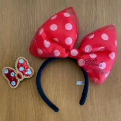 ディズニーリゾート　ミニーマウス風　リボンカチューシャ　赤　水玉