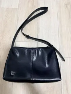 LOWRYS FARM LFショルダーバッグ ブラック