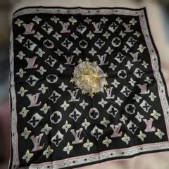 Louis Vuitton モノグラム スカーフ ブラックのサムネイル