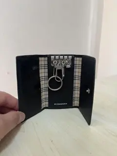 BURBERRY キーケース ブラック ノバチェックのサムネイル