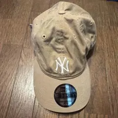 NEW ERA 9FIFTY ベージュキャップ NYロゴ