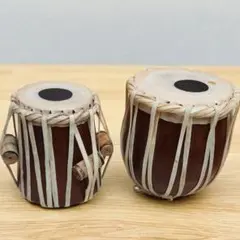 【希少】インド打楽器 タブラ&バヤンセット 台座付き 希少】インド打楽器 タブラ&バヤンセット 台座付き ジャンク