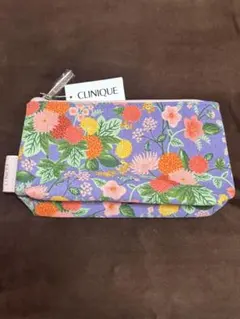 CLINIQUE 花柄 ポーチ 新品未使用のサムネイル