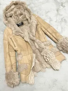 リアルムートンコート　ベージュ　ラムレザー　　フーデッドコート　羊革　Y2K