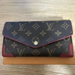 ルイヴィトン　二つ折り長財布 「モノグラム　ポルトフォイユ　サラ　レティーロ」