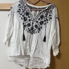 IENA 刺繍入り白シャツ 五分丈