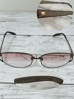GIVENCHY GV3351 サングラス　ユニセックスのサムネイル