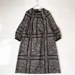 レリアン 花柄　フラワー　ワンピース ブラック　パネル柄 大きいサイズ 13