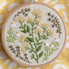 フランス刺繍キット☆ 菜の花とカモミール