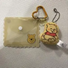 ディズニーストア シークレット カードケース キーチェーン