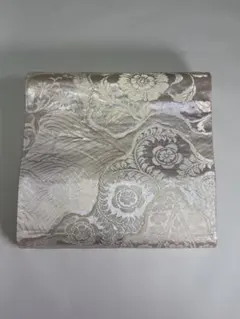 Item thumbnail for item 38418a1d-7a87-40ad-9e4e-daf527dc2a1a