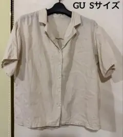 GU ベージュ 半袖シャツ Sサイズ ブラウス