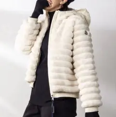2026年最新】moncler latifeの人気アイテム - メルカリ