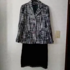 Lascolinas チェック柄上下セット　ジャケット、スカート2点セット　破格