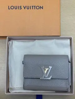 ルイヴィトン　ポルトフォイユ　カプシーヌ　XS　ベージュ