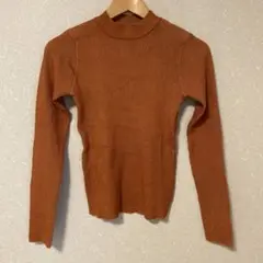 ディスコート　くすみオレンジ リブニットセーター サイズF