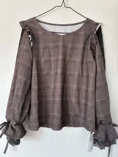 INGNI 新品タグ付き　袖割れシアー長袖トップス