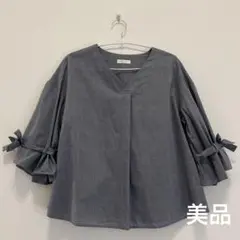 【美品】earth 七分袖ブラウスデニム色袖リボンデザインFREEサイズ
