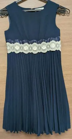 CHOPIN　ネイビー プリーツ ワンピース