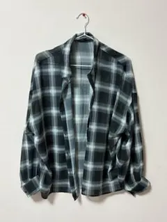 ブラック・ホワイト チェック柄 長袖シャツ