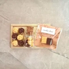 フェイクスイーツ　お菓子　シュークリームミニチュア　ハンドメイド