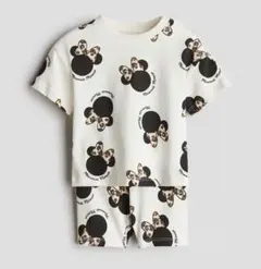 新品未使用＊ミニーちゃんシルエット総柄半袖短パン上下セットアップ80cm