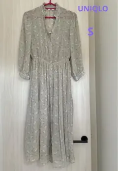 【美品】UNIQLO 花柄シフォンワンピース　S