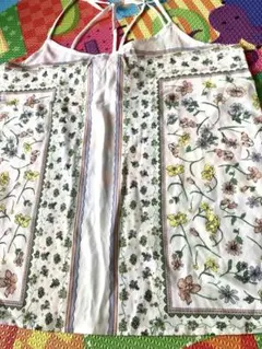 ZARA ザラ　未使用品　花柄　キャミソール　ビスチェ　重ね着