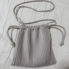 LOWRYS FARM　プリーツ巾着バッグ