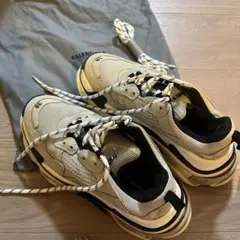 BALENCIAGAtripleS バレンシアガ トリプルエス スニーカー38 - メルカリ