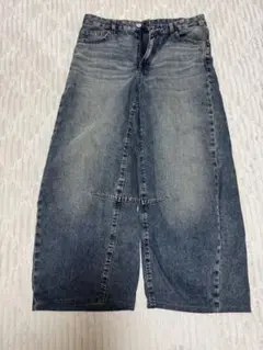 GUバレルレッグジーンズ