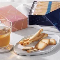YOKU MOKU アソルティモン ドゥ ビスキュイ 2種36個入りのサムネイル