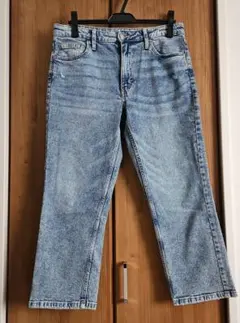 Ｈ＆Ｍ ハイウエストアンクルデニムのサムネイル