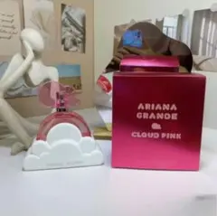 Ariana Grande CLOUD PINK 香水 100mlのサムネイル