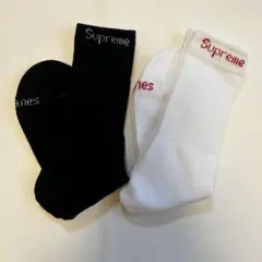シュプリーム　hanes ソックス　靴下　白　黒　 2足(4枚)のサムネイル