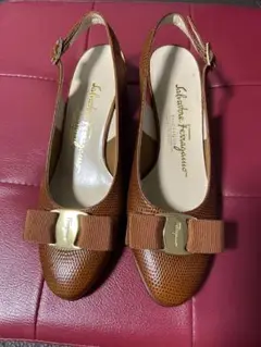◎Salvatore Ferragamo ◎ブラウン ◎パンプス ◎フェラガモ