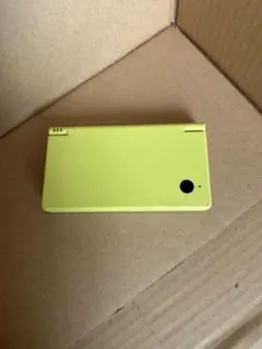 任天堂 Nintendo DSi 本体 ライムグリーン