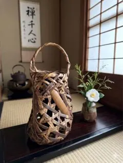 瓢箪型竹編み籠と古木のオブジェ - メルカリ