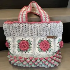 かぎ針編みコットン糸のグラニーバッグ薔薇の花モチーフ