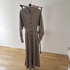 rienda ベージュ ロングワンピース 長袖 シャツカラー