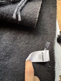 2026年最新】JacqueMUS マフラーの人気アイテム - メルカリ